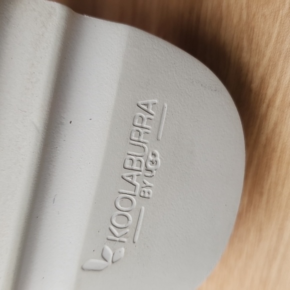 Koolaburra by UGG Kid's Backstrap Slide Sandals Fuzz'n Raspberry Rose Size US 4 - Picture 10 of 13